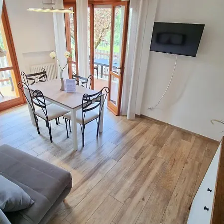 Cappuccini Appartments 公寓 佩斯基耶拉德加达